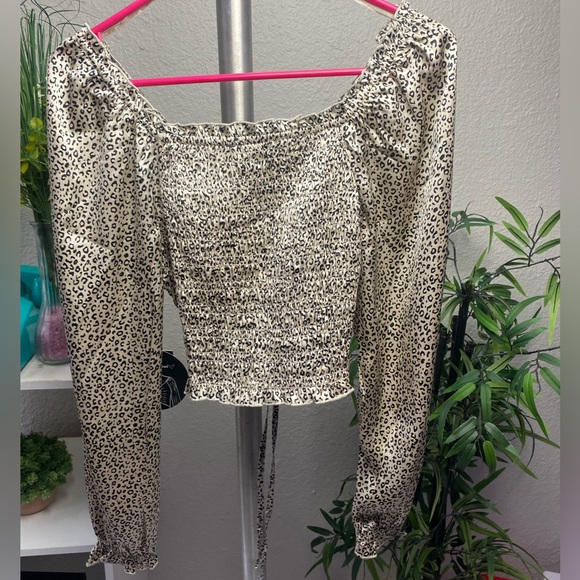 Ruche Crop Top 💕 - Picture 8 of 8